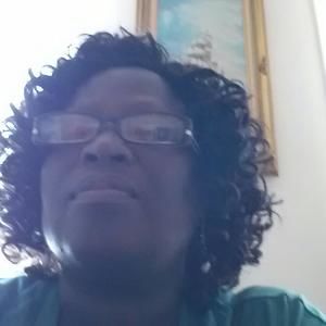 Meet your Posher, Laverne